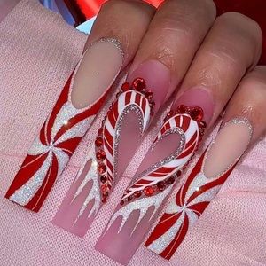 Press on nails
